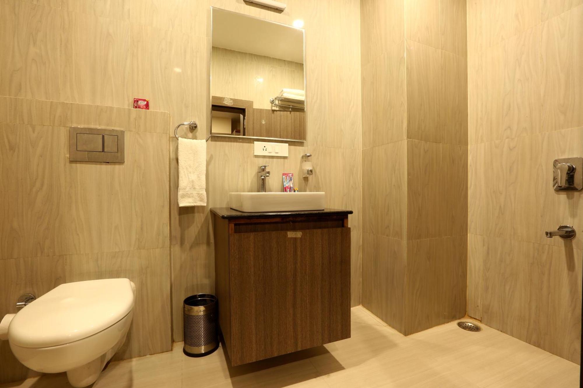 ניו דלהי Hotel Aerostay Residency Igi Airport Delhi מראה חיצוני תמונה