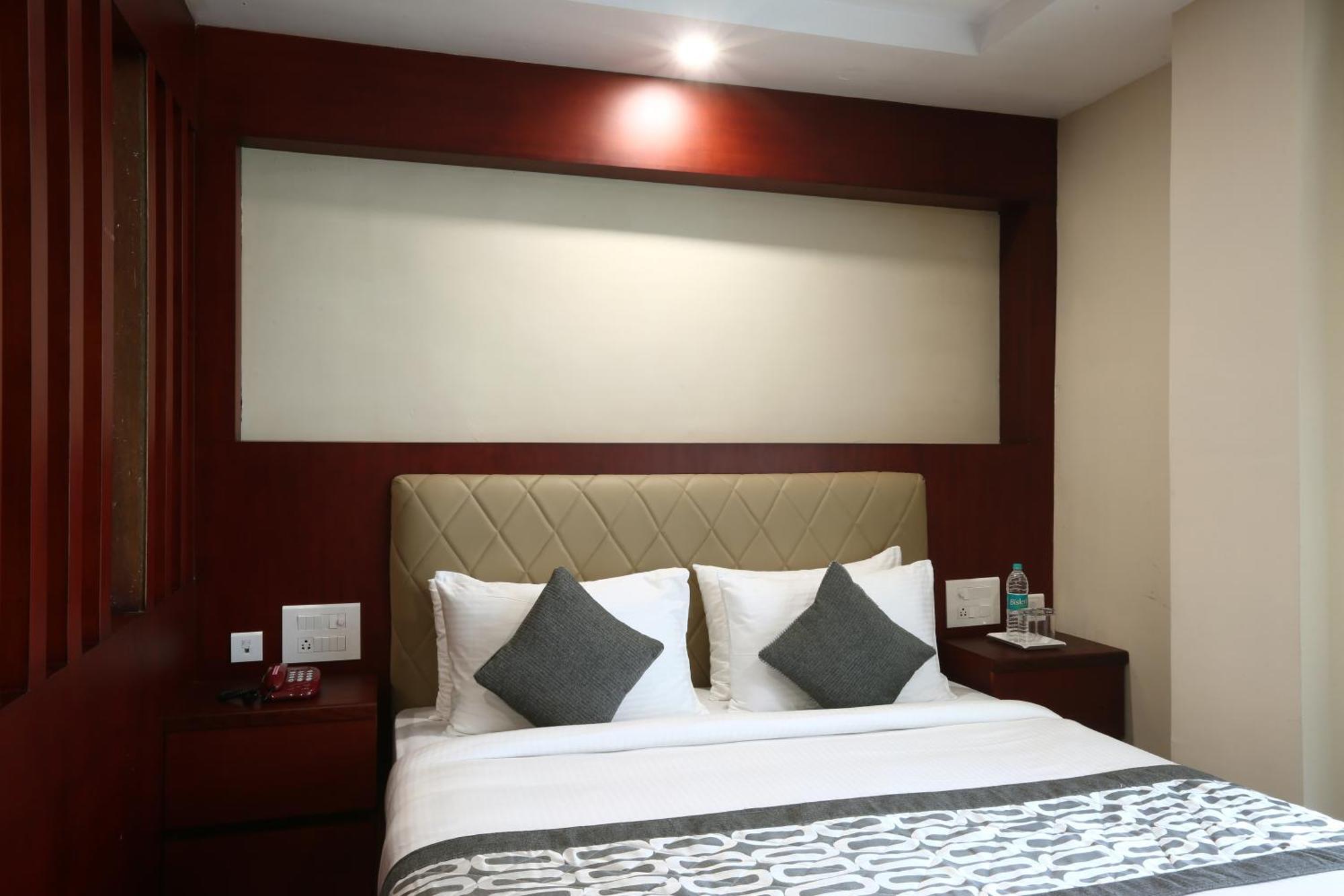 ניו דלהי Hotel Aerostay Residency Igi Airport Delhi מראה חיצוני תמונה