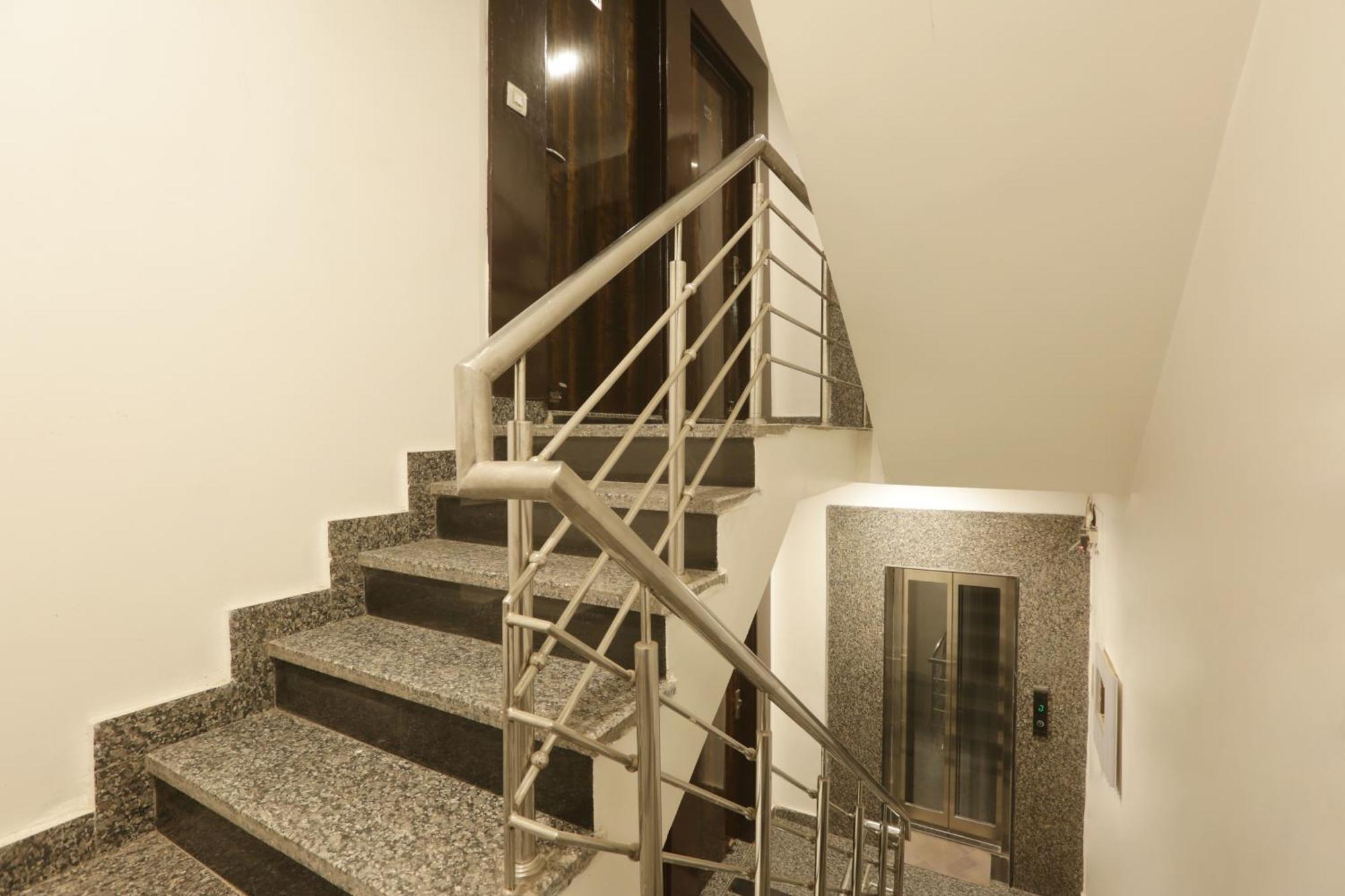 ניו דלהי Hotel Aerostay Residency Igi Airport Delhi מראה חיצוני תמונה